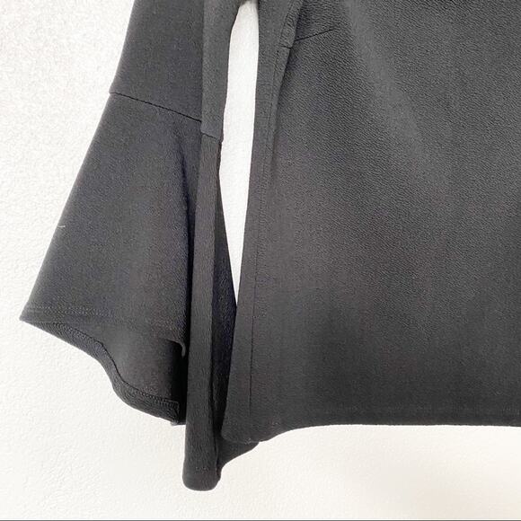 Dotti Off the Shoulder Bell Sleeve Top Black Size Medium - Picture 3 of 7